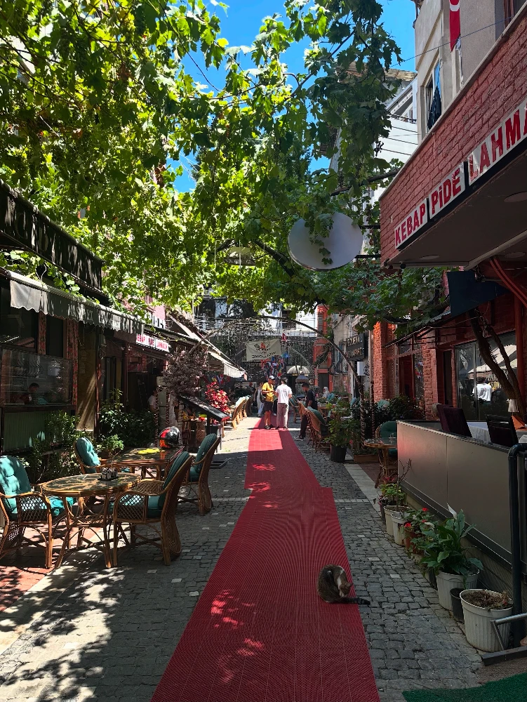 Side street 2