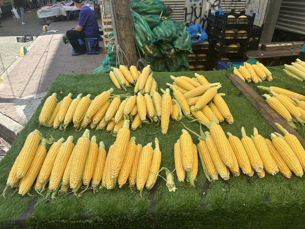 Street market corn